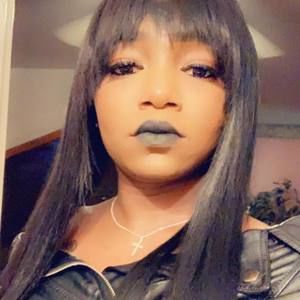 Meet your Posher, Karla